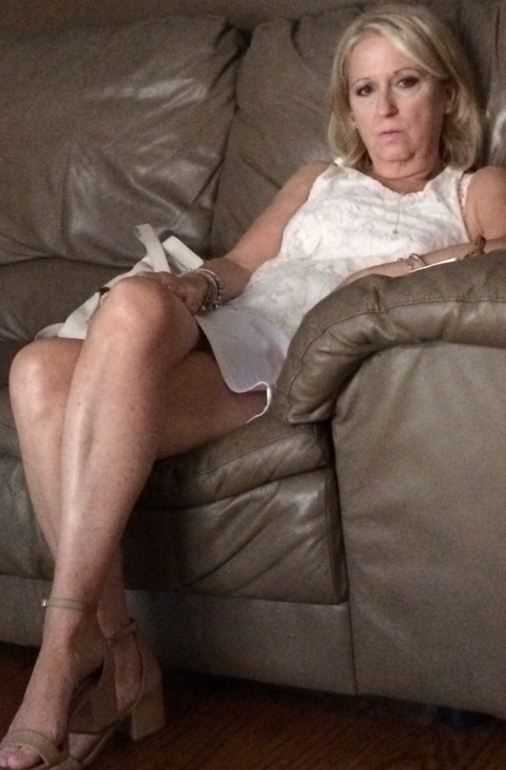 Mature Blonde Slut Wife Plays #otfTZXm9