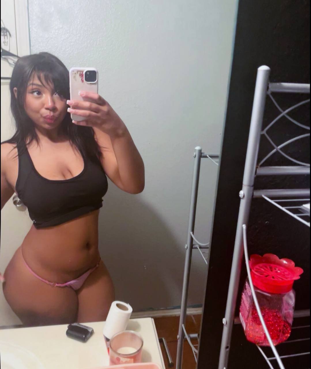 crazy thicc ebony teen twerking and showing off #aAcpb8JS