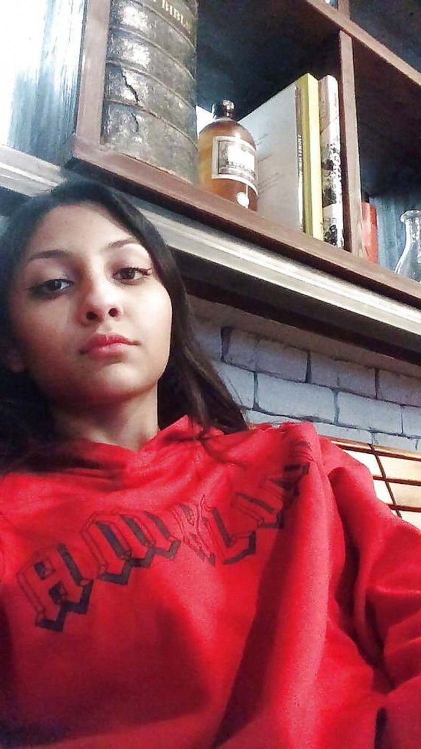 Desi Girl Nude #xP2u93hd