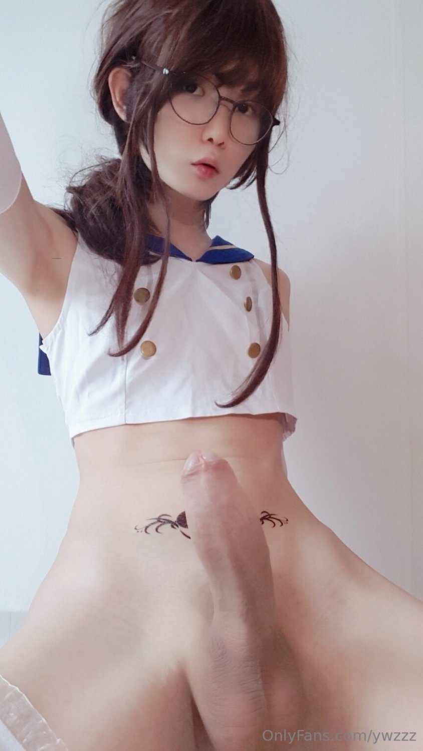 Adorable femboy cums on a condom #kLk4tj4R